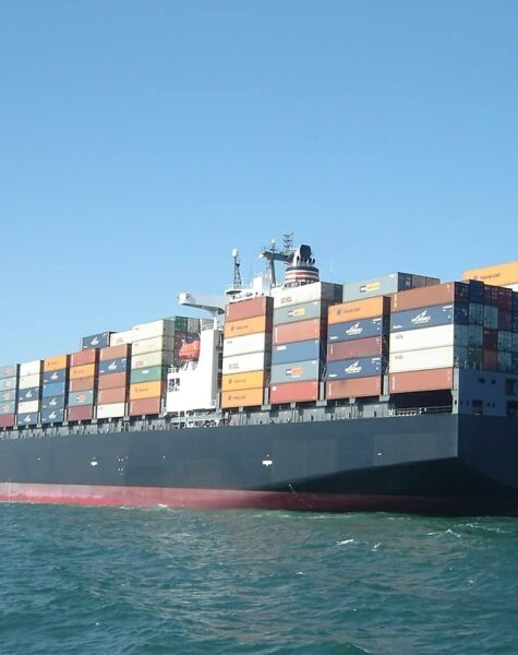 container-ship-560789_1280